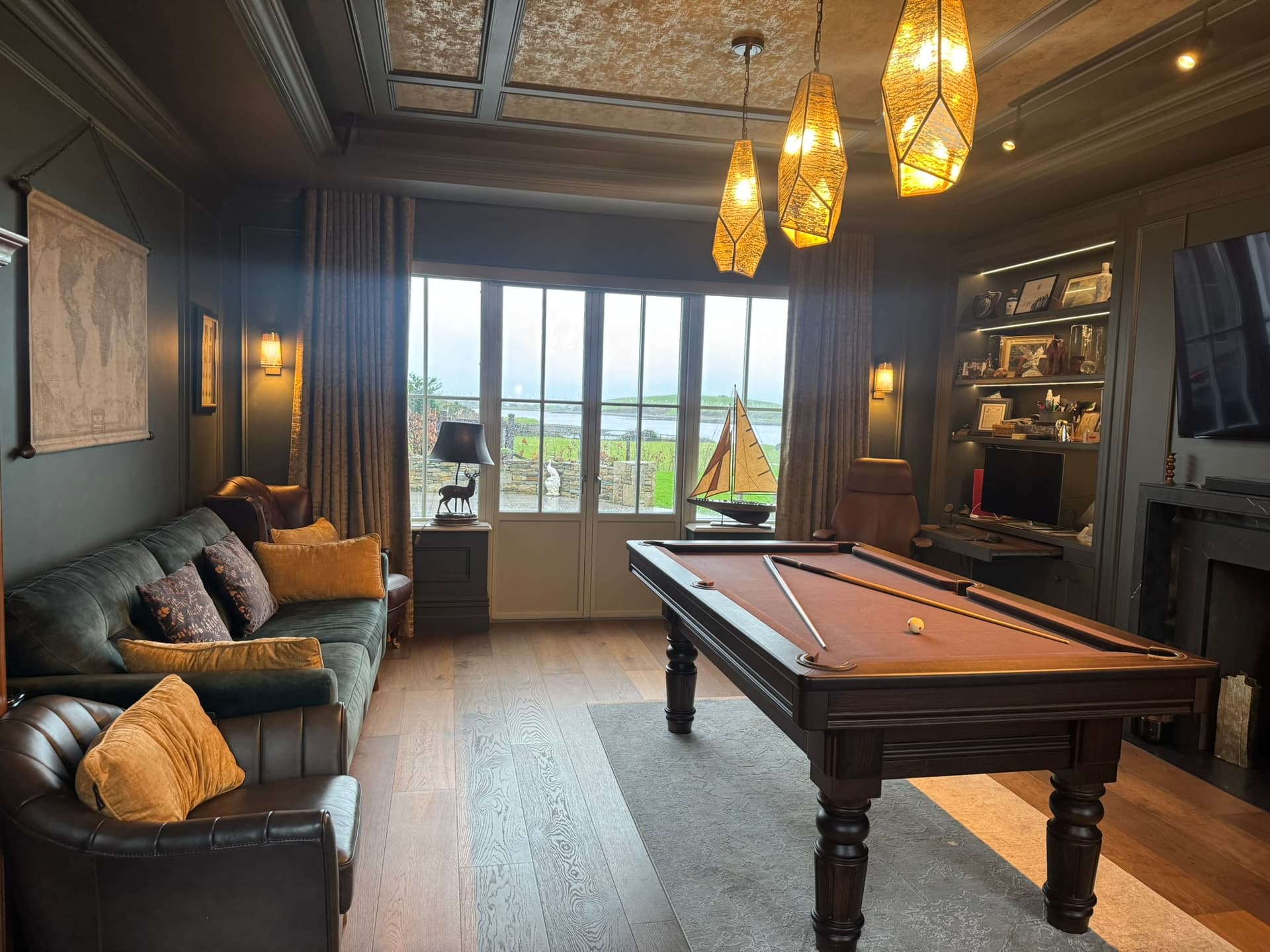Fivestar Luxurious Home - Private Chauffeur - Seaside Sauna - Alpaca Farm