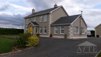7+ Bed Detached Home in Newcastle West, Co. Limerick