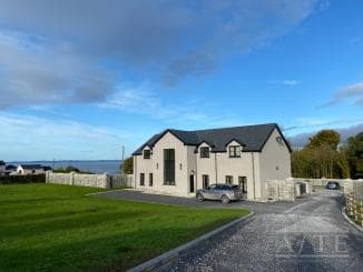 7+ Bed Manor in Foynes, Co. Limerick