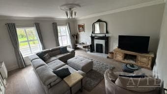 7+ Bed House in Pallasgreen, Co. Limerick