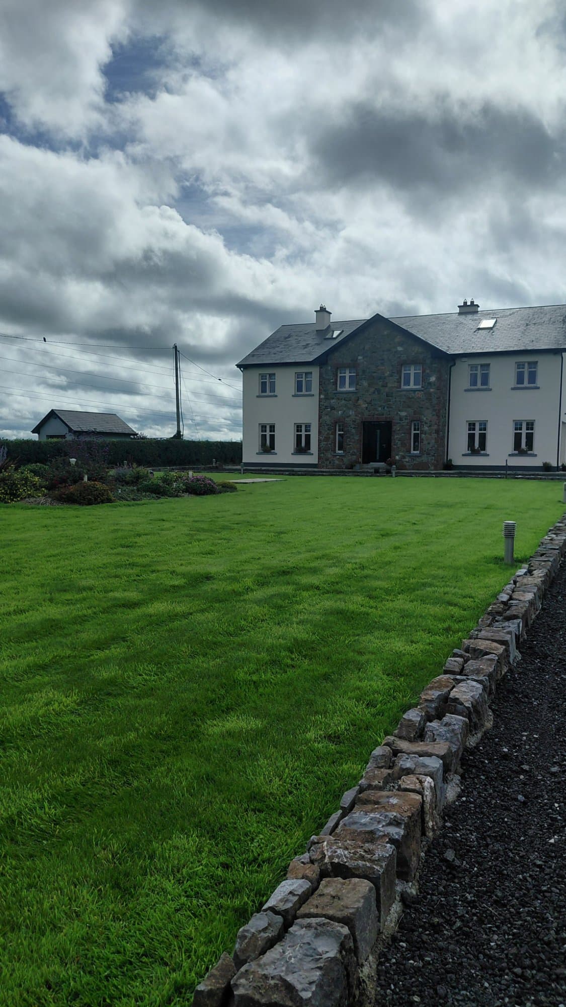 6 bedroom house