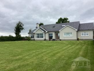 5 Bed Manor in Whitegate, Co. Clare