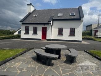 4 Bed Cottage in Spanish Point, Co. Clare