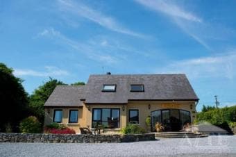 7+ Bed Lodge in Ballyvaughan, Co. Clare