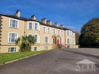 7+ Bed Manor in Ballymacelligot, Co. Kerry